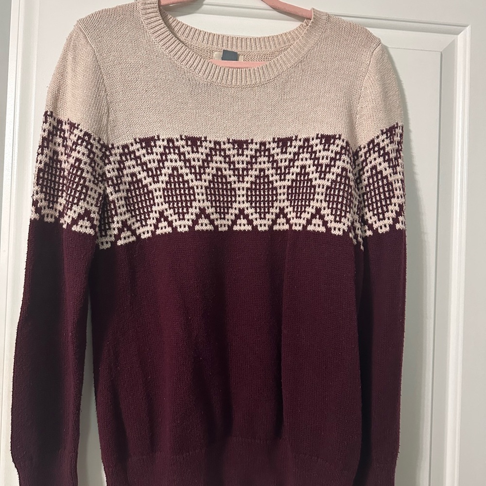 Old Navy Burgundy and Cream Crew Neck Sweater